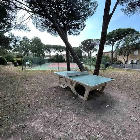 F2 Meuble Piscine/tennis * Saint-Raphaël